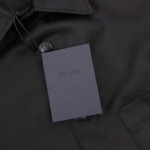 2025年12月2日秋冬新作Pradaジャケット高品質人気商品/LDF工場