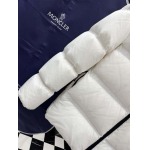 2025年12月3日秋冬新作Monclerダウンジャケット高品質人気商品/LDF工場