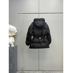 2025年12月3日秋冬新作Pradaダウンジャケット高品質人気商品/LDF工場