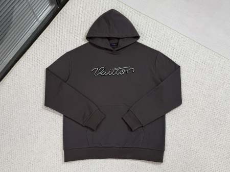 2025年12月3日秋冬新作Louis Vuittonスウェ...