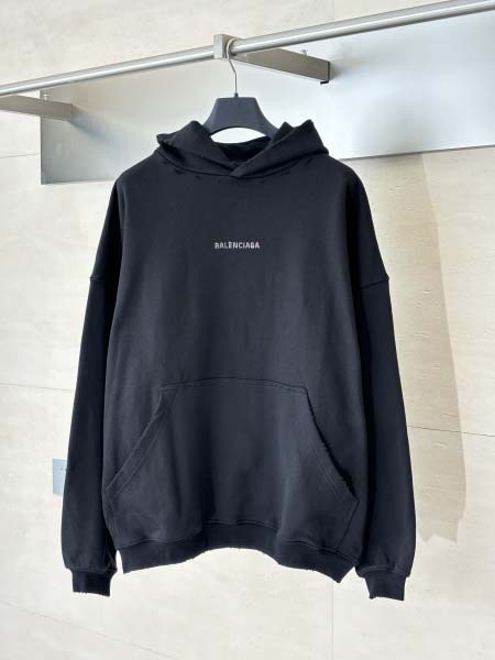 2025年12月4日秋冬新作BALENCIAGAスウェット高...