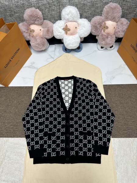 2025年12月4日秋冬新作Gucci ニットカーディガン ...
