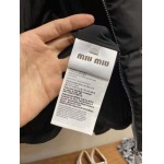 2025年12月4日秋冬新作Miu Miuダウンジャケット高品質人気商品/LDF工場