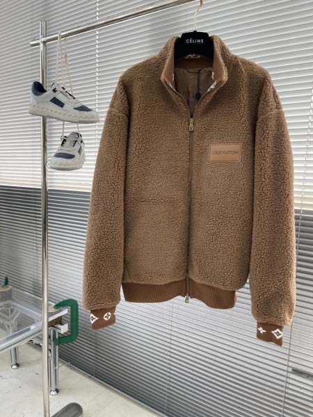 2025年12月4日秋冬新作Louis Vuittonジャケ...