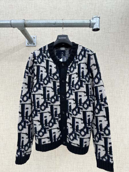 2025年12月5日秋冬新作Dior   ニットカーディガン...