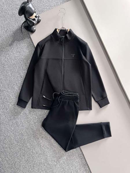 2025年12月5日入荷新作Pradaスーツ上下 ★高級品/...