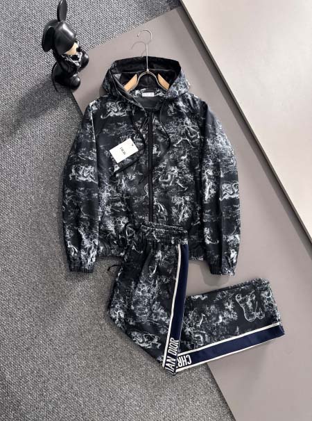 2025年12月5日入荷新作Diorスーツ上下 ★高級品/誕...