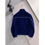 2025年12月5日入荷新作Pradaスーツ上下 ★高級品/誕生日プレゼント/OM工場