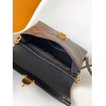 2025年12月8日入荷ヴィトン バッグlv M43125 One HandleLVMonogramEpi25*19*10cm 高品質新作/誕生日プレゼント