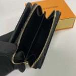 2025年12月8日入荷ヴィトン財布M13829LV SkiCoussinMonogramLV Circle 高品質新作/誕生日プレゼント