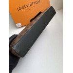 2025年12月8日入荷ヴィトン N40504 TakeoffMonogram Eclipse iPad30×22×5cm 高品質新作/誕生日プレゼント