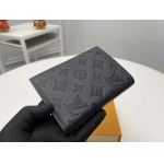 2025年12月8日入荷ヴィトン財布M13187“Couvertaux Passport NM”10 x 14 x 2.5 高品質新作/誕生日プレゼント