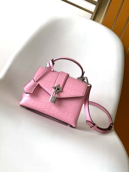 2025年12月9日入荷Louis Vuitton バッグ ...