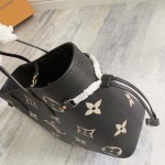 2025年12月9日入荷Louis Vuitton バッグ 32x29x17cm 高品質新作/誕生日プレゼント/ZC工場