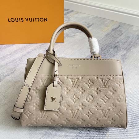 2025年12月9日入荷Louis Vuitton バッグ ...