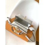 2025年12月9日入荷Louis Vuitton バッグN82033 N98925 N98928 N80432 N99017 N84714 N86012 Rose des Vents LV 27x11x19 高品質新作/誕生日プレゼント/