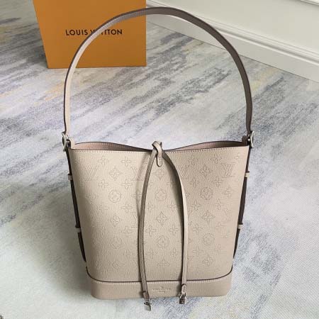 2025年12月9日入荷Louis Vuitton バッグM...