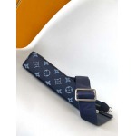 2025年12月9日入荷Louis Vuitton バッグM81124 Alpha Wearable Monogram Eclipse 18.5 x 11 x 6.5cm  高品質新作/誕生日プレゼント/ZC工場