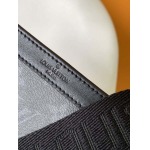 2025年12月9日入荷Louis Vuitton バッグM81124Alpha Wearable Monogram Eclipse 18.5 x 11 x 6.5cm  高品質新作/誕生日プレゼント/ZC工場