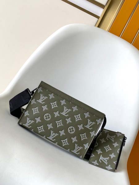 2025年12月9日入荷Louis Vuitton バッグM...