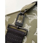 2025年12月9日入荷Louis Vuitton バッグM13197 M83384 GastonMonogramTagaTagarama22 x 14.5 x 4.5 高品質新作/誕生日プレゼント/ZC工場