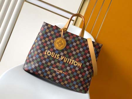 2025年12月9日入荷Louis Vuitton バッグN...