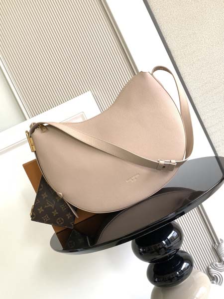 2025年12月9日入荷Louis Vuitton バッグM...