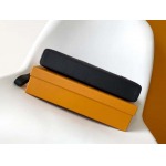 2025年12月9日入荷Louis Vuitton バッグM25955 iPad LV Aerogram LV 30.0 x 22.0 x 5.0 高品質新作/誕生日プレゼント/ZC工場