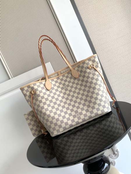 2025年12月9日入荷Louis Vuitton バッグN...