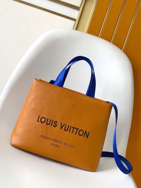 2025年12月9日入荷Louis Vuitton バッグM...