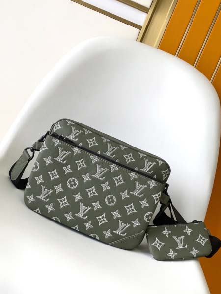 2025年12月9日入荷Louis Vuitton バッグM...