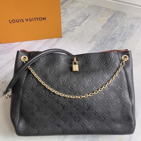 2025年12月9日入荷Louis Vuitton バッグM...