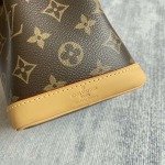 2025年12月9日入荷Louis Vuitton バッグNano Noé 1932 Noé Monogram M81266 13 x 16 x 10 高品質新作/誕生日プレゼント/ZC工場
