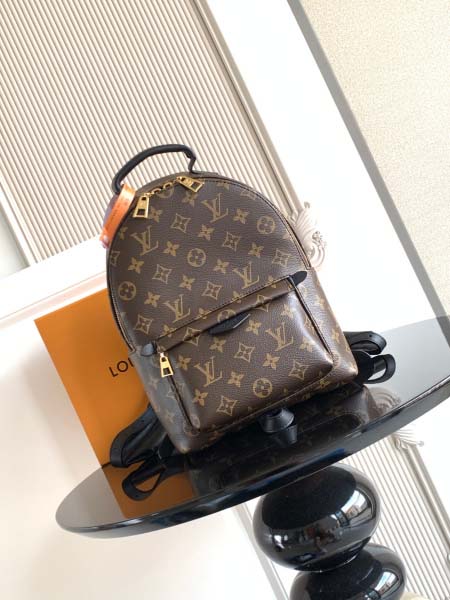 2025年12月9日入荷Louis Vuitton バッグM...
