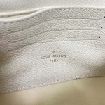 2025年12月9日入荷Louis Vuitton バッグM25596 Monogram Empreinte S-lock LV Circle 12.5 高品質新作/誕生日プレゼント/ZC工場