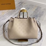 2025年12月10日入荷Louis Vuitton バッグ高品質新作/誕生日プレゼント/ZC工場