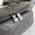 2025年12月10日入荷Louis Vuitton バッグ高品質新作/誕生日プレゼント/ZC工場