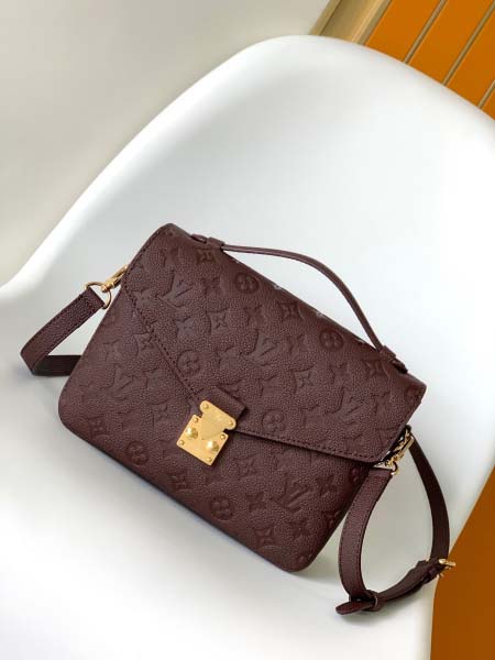 2025年12月10日入荷Louis Vuitton バッグ...