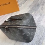 2025年12月10日入荷Louis Vuitton バッグ高品質新作/誕生日プレゼント/ZC工場