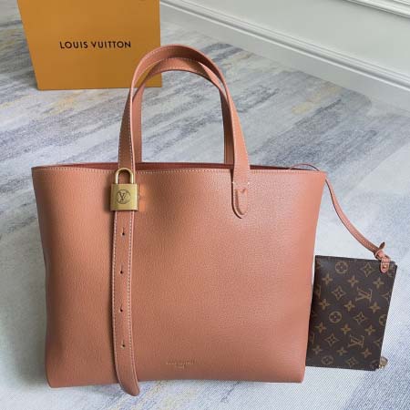 2025年12月10日入荷Louis Vuitton バッグ...