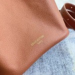 2025年12月10日入荷Louis Vuitton バッグ高品質新作/誕生日プレゼント/ZC工場