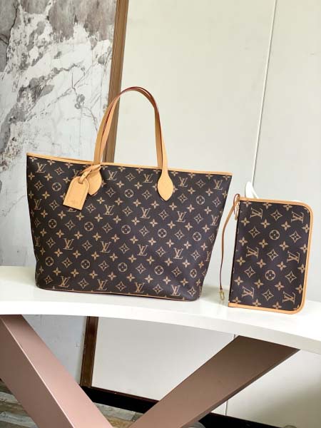 2025年12月10日入荷Louis Vuitton バッグ...