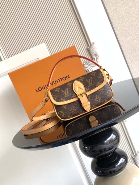 2025年12月10日入荷Louis Vuitton バッグ...