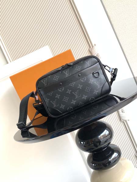 2025年12月10日入荷Louis Vuitton バッグ...