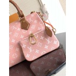 2025年12月10日入荷Louis Vuitton バッグ高品質新作/誕生日プレゼント/ZC工場