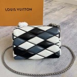 2025年12月10日入荷Louis Vuitton バッグ高品質新作/誕生日プレゼント/ZC工場