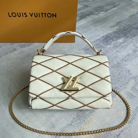 2025年12月10日入荷Louis Vuitton バッグ...