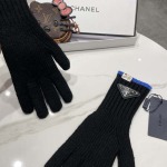 2025年12月10日入荷新品prada手袋ギフト/誕生日/記念品/アクセサリーkaka工場