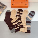 2025年12月10日入荷新品Louis Vuitton靴下ギフト/誕生日/記念品/アクセサリーkaka工場