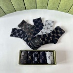 2025年12月10日入荷新品Gucci靴下ギフト/誕生日/記念品/アクセサリーkaka工場